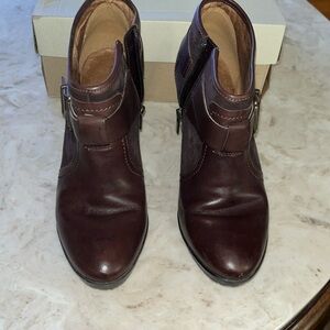 Women’s Clarks brown leather booties